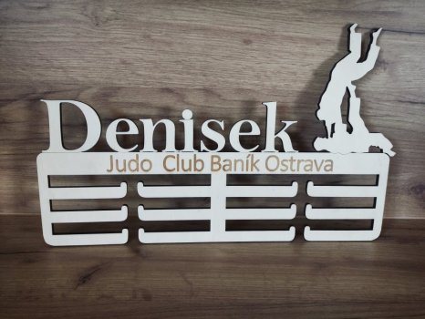 Věšák na medaile judo
