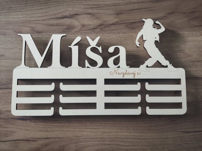 Věšák na medaile street dance