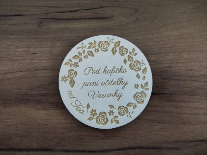 Podtácek pro učitelé s květy