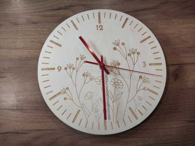 Hodiny s květy