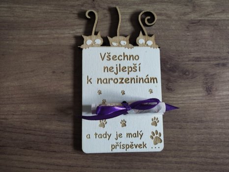 Dřevěné přání k narozeninám pro kočkomily
