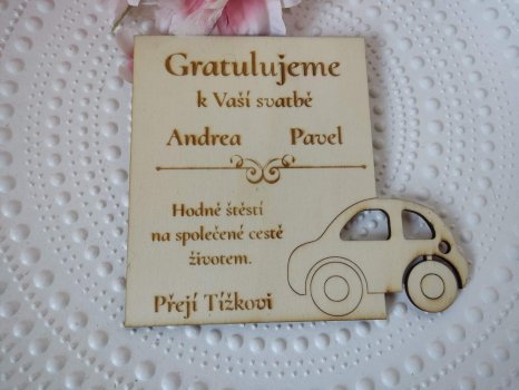 Dřevěné svatební přání s autíčkem