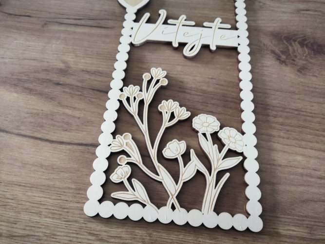 Dřevěný rámeček s nápisem Vítejte