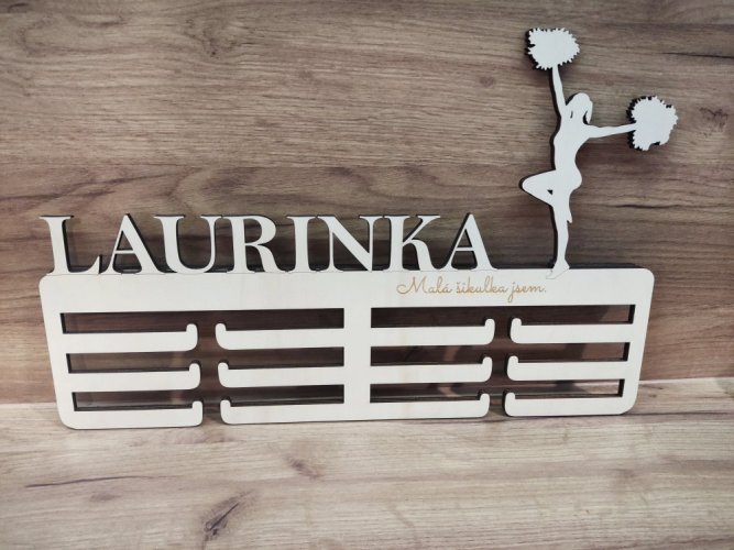 Věšák na medaile tanec s pompami