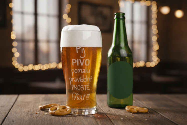 Sklenice na pivo „Pij pivo...“