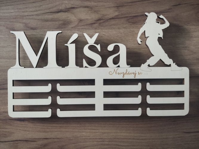 Věšák na medaile - vlastní návrh