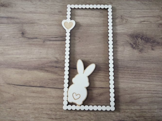 Dřevěný rámeček se zajíčkem