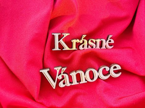 Dřevěný nápis Krásné Vánoce 1