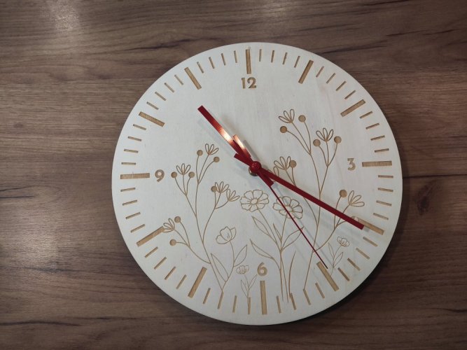 Hodiny s květy