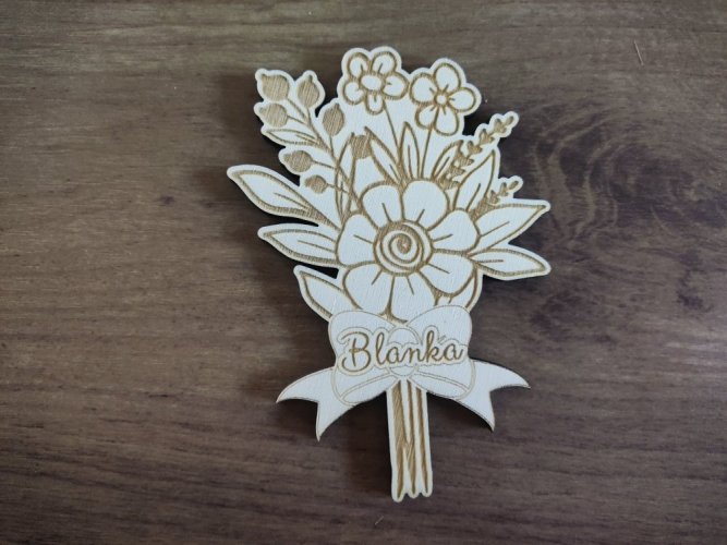 Jmenovka svazek květin