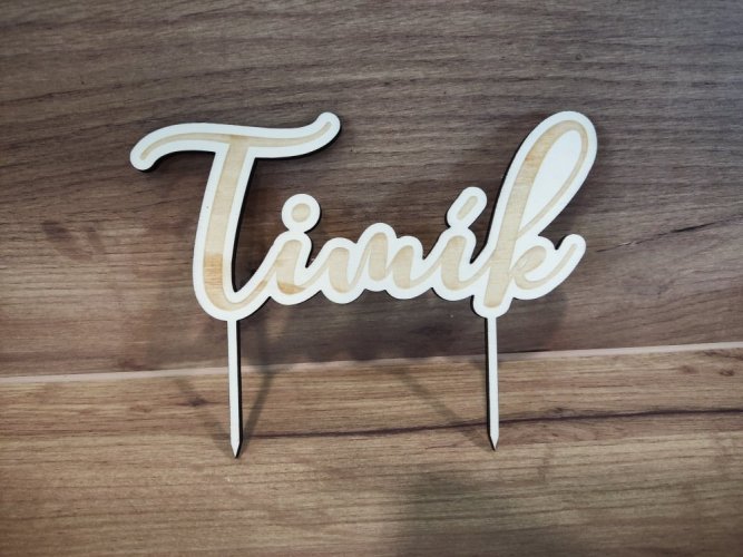 Zápich na dort s gravírovaným jménem