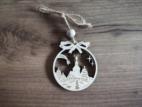 Vánoční ozdoba s kostelíkem Gabriela